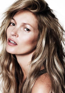 La FILLE de KATE MOSS devient MANNEQUIN à 14 ANS !