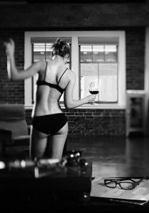 Les 6 RAISONS de BOIRE du VIN ROUGE à l'APERO ! #ByeByeMojito