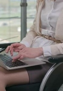 FEMMES HANDICAPÉES : la DISCRIMINATION HONTEUSE…