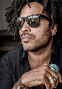 LENNY KRAVITZ : AMOUREUX d'une SUUUUUPER jeunette !