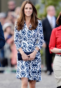 KATE MIDDLETON rend un MERVEILLEUX HOMMAGE à DIANA