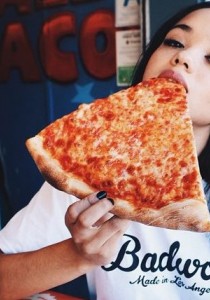 OUI ! La PIZZA nous rend plus PRODUCTIF (et c'est SCIENTIFIQUE !)