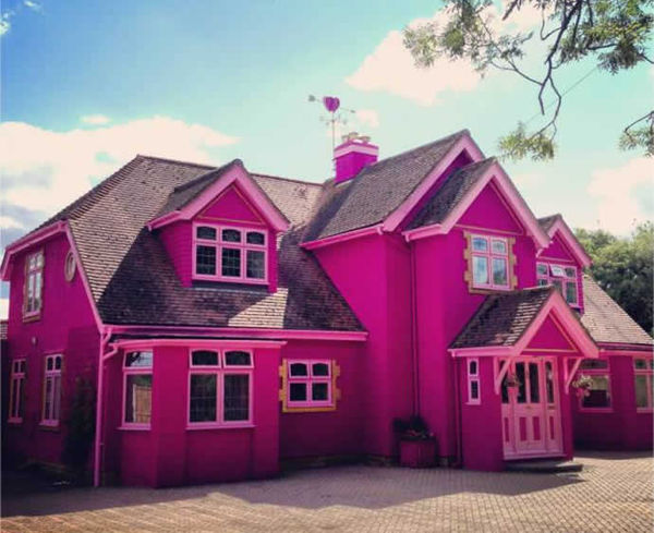 La MAISON de BARBIE existe dans la VRAIE VIE 