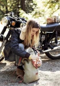 Voyage en sac à dos : comment rester jolie ?