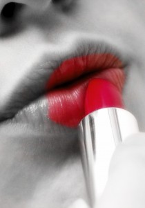 Trouvez VOTRE couleur de ROUGE A LÈVRES - Attention, ce n'est pas ce que vous croyiez