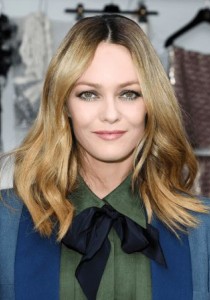 VANESSA PARADIS : le MARIAAAAAAAAAAGE ! #It'sOn