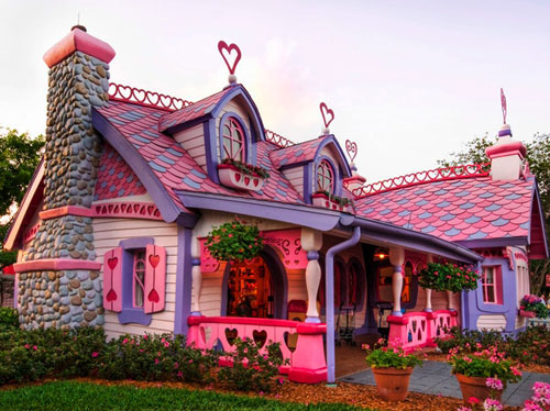 La MAISON de BARBIE existe dans la VRAIE VIE 