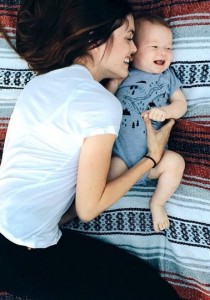 8 CHOSES qu'un BÉBÉ fait et dont on ne POUVAIT se DOUTER !