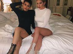 Retour sur la CICATRICE BUZZ de KYLIE JENNER