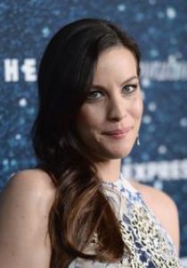 LIV TYLER trop VIEILLE pour HOLLYWOOD