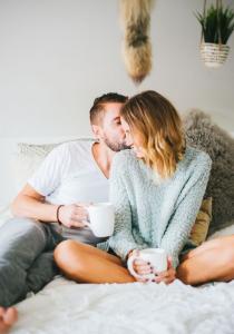 COUPLE : 5 ASTUCES pour savoir si ON EST FAITS POUR ÊTRE ENSEMBLE