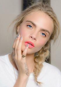 Toutes les TENDANCES MAQUILLAGES du PRINTEMPS