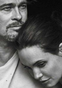 ANGELINA JOLIE demande le DIVORCE à BRAD PITT