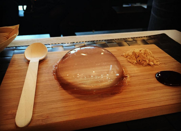 Le RAINDROP CAKE : le GÂTEAU tout VIDE !