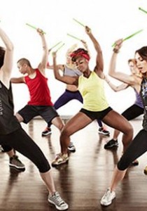 VIDÉO : cette DÉESSE de la ZUMBA va embellir votre journée !