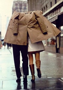 ÊTES-vous toujours AMOUREUSE de LUI ?